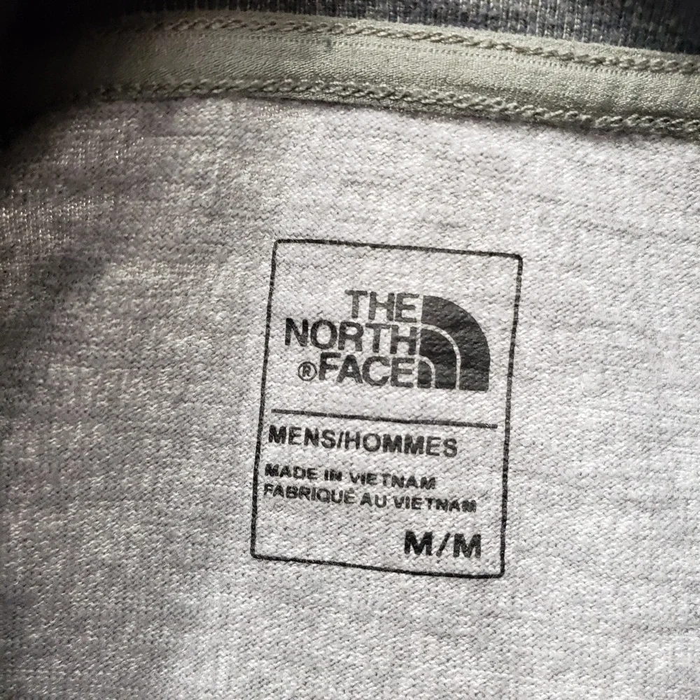 The North Face Shirt Mens Medium Gray Pullover Long Sleeve Raglan